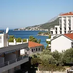 Apartment Roic *