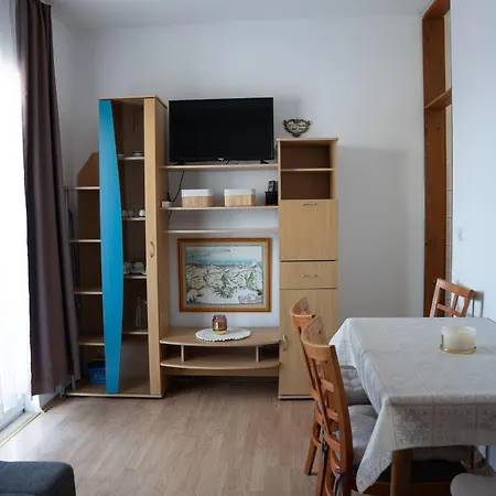 Roic Apartment